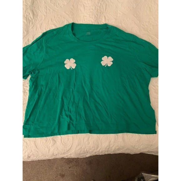 VS PINK St. Patricks Day Crop Tee-NWT - Picture 1 of 4